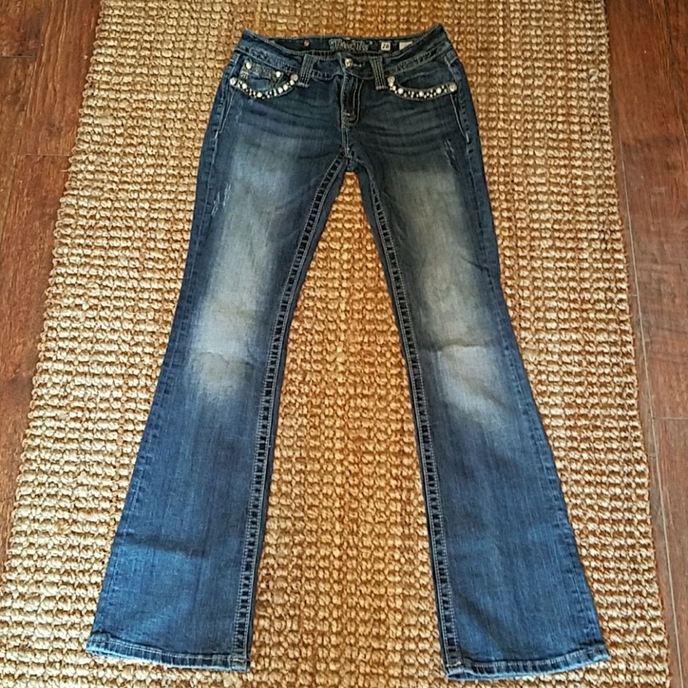 NWOT Miss Me jeans size 28